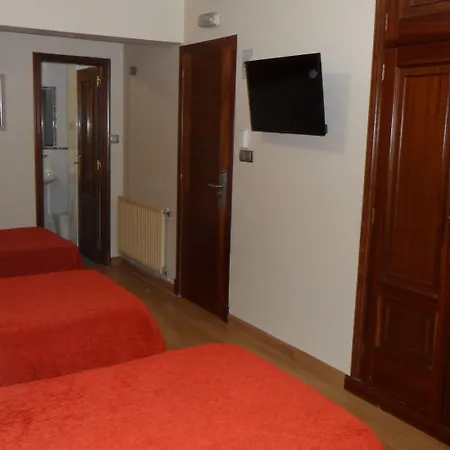 Gbc Avenida فندق 2*